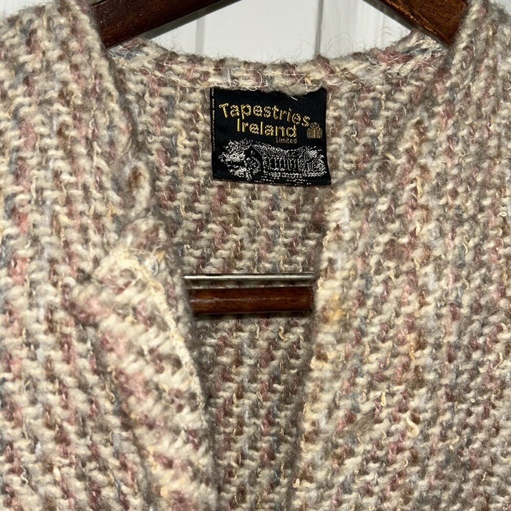 ONE DAY MARKDOWN! Exquisite!! ! HELENA RUUTH TAPESTRIES IRELAND SWEATER vest